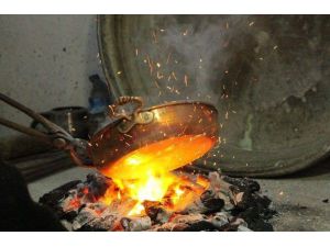 150 Yıllık Dede Mesleği Kalaycılıktan Vazgeçemedi