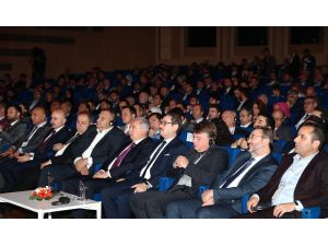 İstanbul Büyükşehir Belediye Başkanı Uysal: "Belediyecilikte Yeni Nesil Belediyecilik Ortaya Çıkmak Durumundadır"