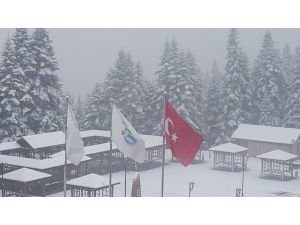 Çankırı’ya Mevsimin İlk Karı Yağdı