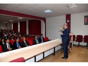 Başkan Polat Öğrencilerle Bir Araya Geldi