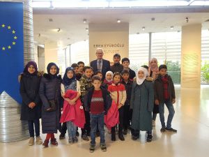 Suriyeli Mülteciler İçin Türkiye’ye 3 Milyarlık Destek Hazırlığı