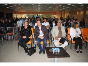 Sağlık Personeline ‘Bağımlılıkla Mücadele’ Konferansı