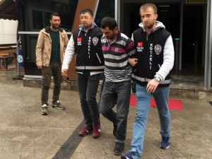 Üvey Annesinin Boğazını Keserek Öldüren Şahıs Tutuklandı