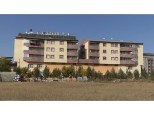 Güneş Enerjisi İle Binanın Yüzde 70’ini Isıtıyor