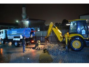 Sağanak Yağışlar Tatvan’da Hayatı Olumsuz Etkiliyor