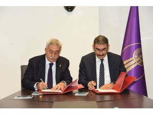 Palandöken’den Esnafların Yurt Dışı İş Gezisine Destek