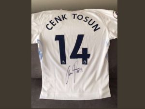 Beşiktaş’ın Eski Yıldızı Cenk Tosun O Taraftara Duyarsız Kalmadı