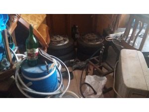 İçki Fabrikasına Dönüştürülen Eve Baskın