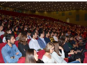 Tıp Fakültesi Önlük Giyme Töreni Gerçekleştirildi