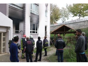 Şarjdaki Cep Telefonu 7 Kişilik Suriyeli Ailenin Evini Kül Etti