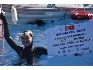 Şahika Ercümen Rekoru Cumhuriyetin 95. Yılına Hediye Etti