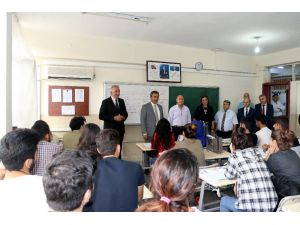 Akdeniz’de Ücretsiz Üniversite Hazırlık Kursları Başladı