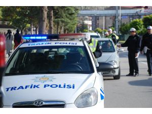 Yayalara Öncelik Vermeyen Sürücülere Yeni Tarifeden Ceza Yazıldı