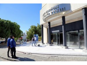 Başkan Kocadon, Kültür Merkezindeki Çalışmaları İnceledi