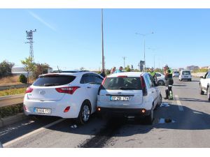 Araçtan Boşalan Yağ Zincirleme Trafik Kazasına Sebep Oldu: 1 Yaralı