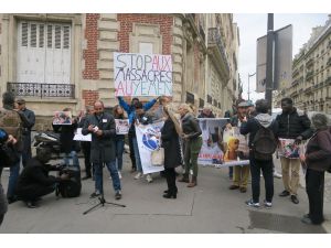 Paris’te ’Kaşıkçı’ Protestosu