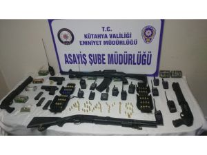 Kütahya’da ’Polis Telsizi’ Operasyonu