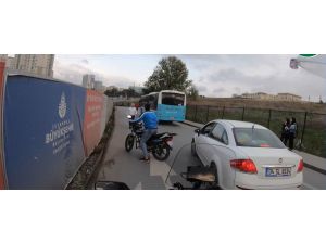 İstanbul’da Otobüs Şoförünün Kendisine Çarpan Motosikletli Gence Şefkati Kamerada