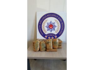 Otomobilin Gizli Bölmelerindeki 11 Kilo Eroin Konya Polisine Yakalandı