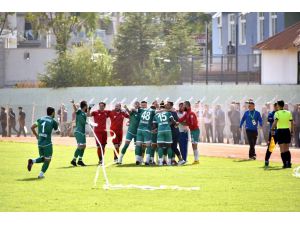 Salihli Belediyespor Balıkesir Deplasmanında Moral Arayacak