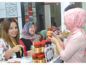 Yörex Fuarı’nda Anadolu Bacılarına Büyük İlgi