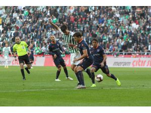 Spor Toto Süper Lig: Atiker Konyaspor: 0 - Medipol Başakşehir: 0 (İlk Yarı)