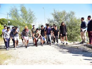 Önce Koştular, Ardından Çevre Temizliği Yaptılar
