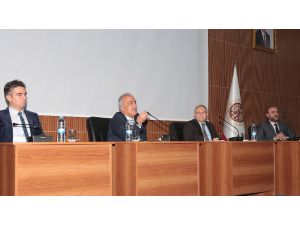 Rektör Çomaklı: “Eğitimde Kalite Anlayışını Ön Planda Tutuyoruz”