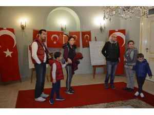 Cumhuriyet’in İlk Bayrakları Hünkâr Köşkü Müzesi’nde