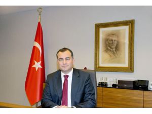 Başkan Taşdelen, Cumhuriyet’in 95’inci Yılını Kutladı