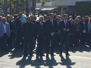 Akçakoca’da Cumhuriyet Bayramı Töreni Çelenk Sunumuyla Başladı