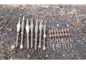 Hakkari Kırsalında Mühimmat Ele Geçirildi