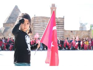 Kırşehir’de Cumhuriyet Bayramı Kutlamalarına Büyük İlgi