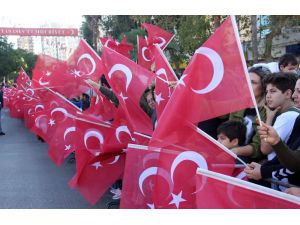 Asker Sokakları "Vatan Sana Canım Feda" Sloganıyla İnletti