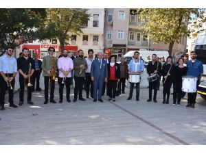 Bayram Coşkusu Cumhuriyet Bandosu’yla Tavan Yaptı