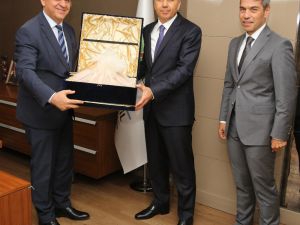 Vali Yerlikaya’dan Başkan Fadıloğlu’na Veda Ziyareti