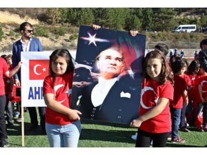 Araç’ta Cumhuriyet Bayramı Kutlandı