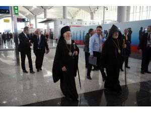 Yeni Havalimanı Açılış Törenine Ünlü Akını