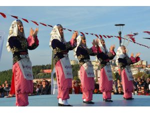 Uluslararası Troya Halk Dansları Festivali Gerçekleşti