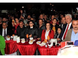 Çeşme’de Cumhuriyet Coşkusu
