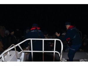 Kuşadası Körfezi’nde 17’si Çocuk 37 Kaçak Göçmen Yakalandı