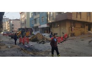 Bağcılar’da Altyapı Çalışması Sırasına Doğalgaz Borusu Patladı