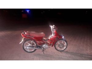 Motosiklet Hırsızı Trafik Cezası Yedi Yakayı Ele Verdi