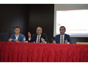Okul Sporları Değerlendirme Ve Bilgilendirme Toplantısı Yapıldı