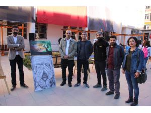 Hakkari’de Resim Sergisi