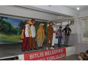 Bitlis’te ‘Ormandaki Dostluk’ Oyunu Sahnelendi