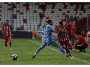 Ziraat Türkiye Kupası 4. Tur: Antalyaspor: 1 - Yomraspor: 1