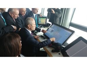 İlk Uçuşun Kalkış İznini Ulaştırma Bakanı Turhan Verdi