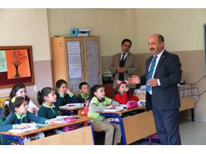 "Çok Okuyan Başarılı Olur"
