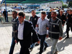 Kemer'de Vergide Haksız Kazanç Operasyonu: 20 Gözaltı (2)